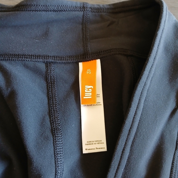 LUCY Black Wrap Top NWOT Size Xl - Picture 4 of 4